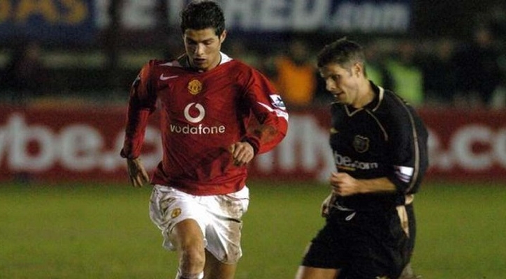 Cầu thủ vô danh khiến Ronaldo ngơ ngác vì kỹ thuật ảo diệu là ai?