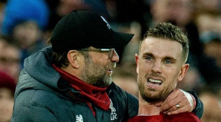 Liverpool nhận được thông báo về lễ trao cúp Ngoại hạng Anh