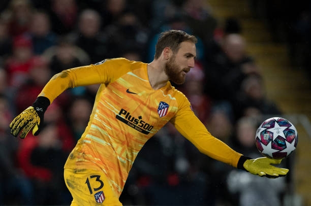 Thủ môn Atletico Madrid đi vào lịch sử La Liga