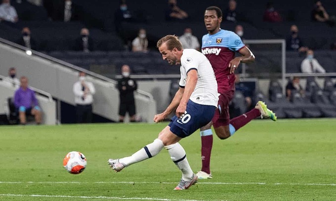 Mourinho bị chê bai dù Tottenham thắng cách biệt