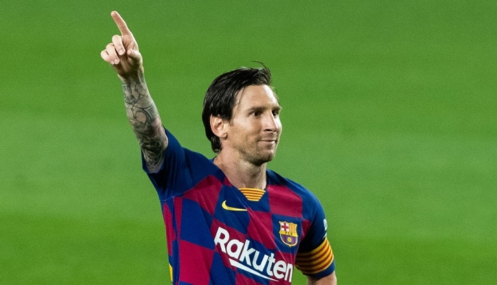Ronaldo lên tiếng chuyện Messi rời Barca