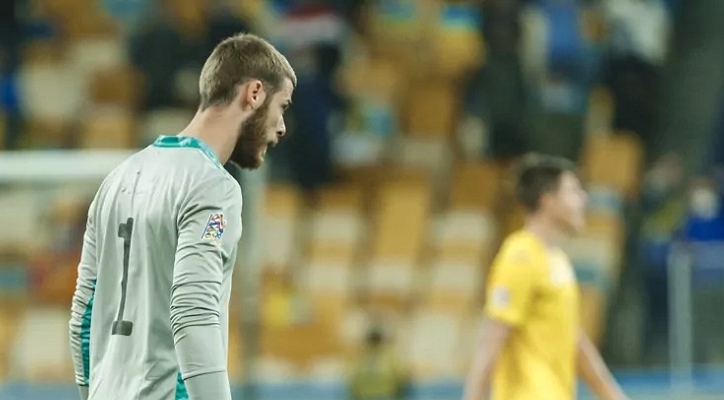 HLV TBN gọi việc đổ lỗi cho De Gea là thói quen