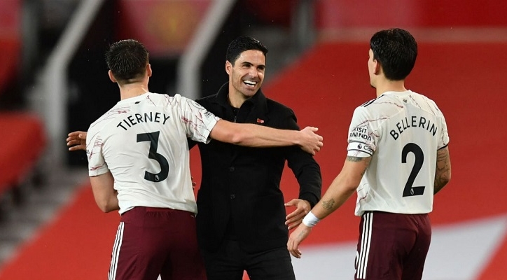 HLV Arsenal tuyên bố không hối hận khi bán rẻ người hùng