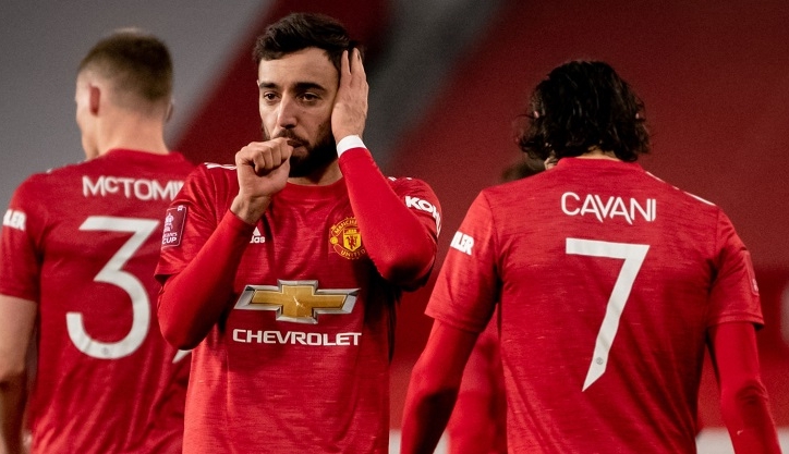 Bruno Fernandes tiết lộ được 'cao nhân' chỉ cách sút phạt khác thường