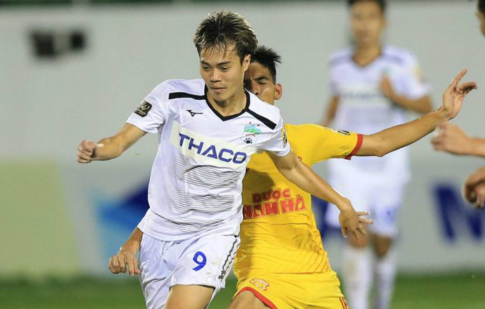 HAGL nhận mưa lời khen từ đối thủ