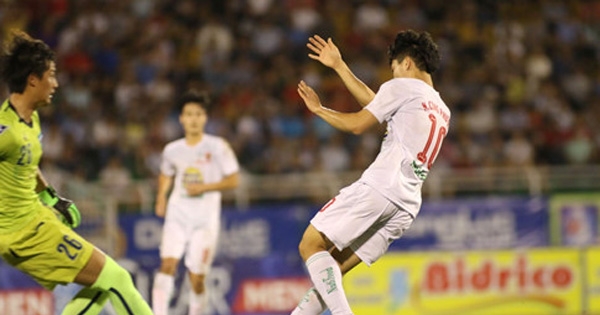 Thủ môn U21 Yokohama: Tôi bắt bài được Công Phượng