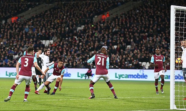 MU chật vật giành trọn 3 điểm trên sân của West Ham