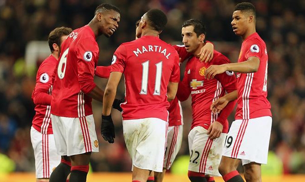 Chuyển nhượng sáng 6/1: Barca hỏi mượn siêu sao của MU