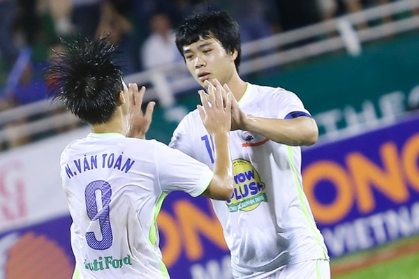 Công Phượng, Tuấn Anh, Văn Toàn… nhận lệnh cấm từ bầu Đức