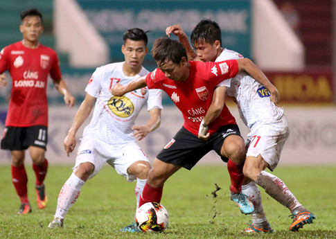 Chấm điểm Long An 0-3 HAGL: Gọi tên Công Phượng