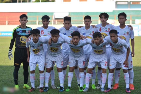 HLV Lê Thụy Hải: Lứa U19 HAGL sẽ vượt lứa Công Phượng