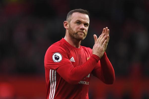 MU chi 70 triệu bảng mua người thay thế Rooney