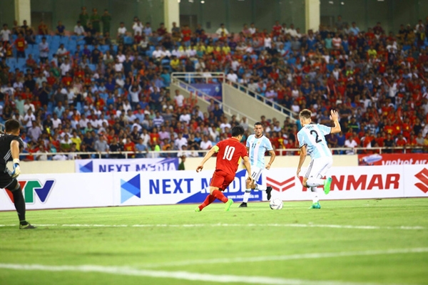 HLV Lê Thụy Hải: ‘U22 Việt Nam thua đậm vì chủ quan’