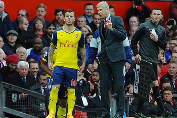 Vô địch FA, Wenger cải tổ đội pháo