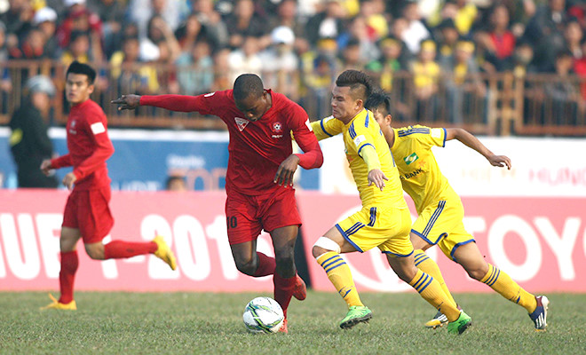 Lịch thi đấu bóng đá hôm nay 20/10: Nóng V-League và NHA