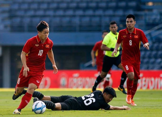 Bảng xếp hạng FIFA tháng 12/2017: Việt Nam đứng đầu ĐNÁ