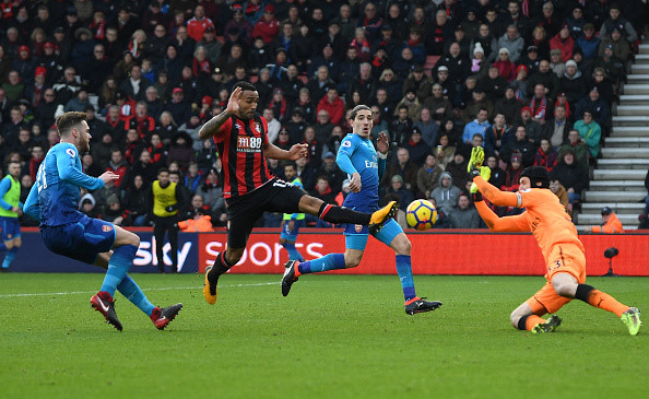 Arsenal nhận trận thua sốc trước Bournemouth
