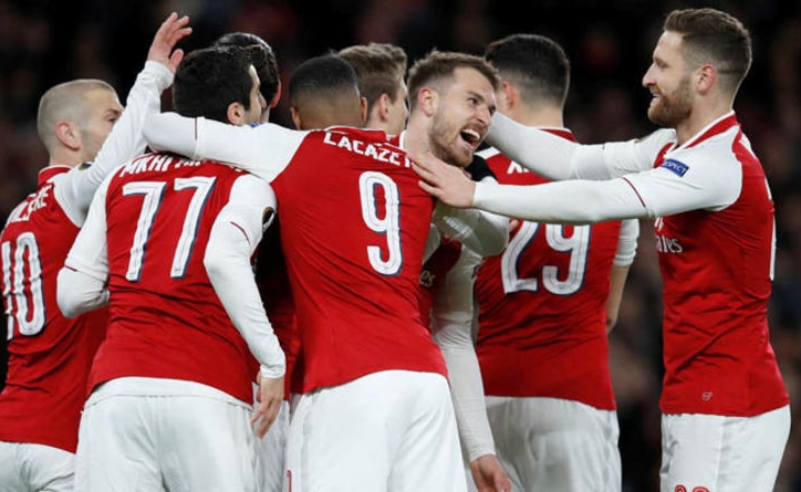 Arsenal đặt một chân vào bán kết Europa League