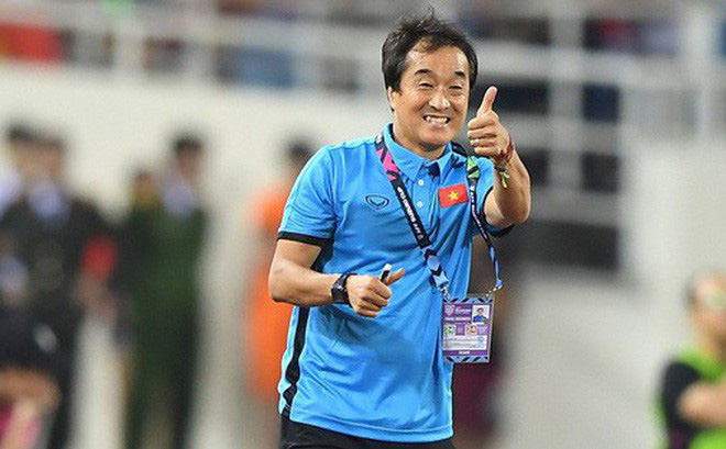 VFF tăng lương cho HLV Lee sau khi nắm nhiệm vụ mới?