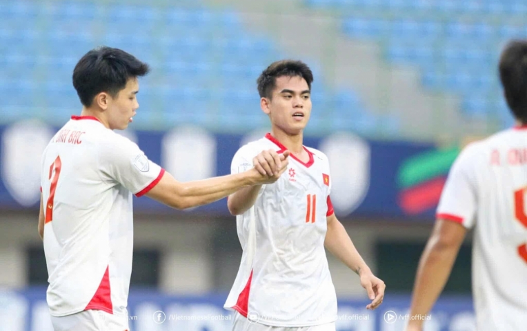Thắng đậm Lào, đội trưởng U23 Việt Nam nghĩ tới chức vô địch