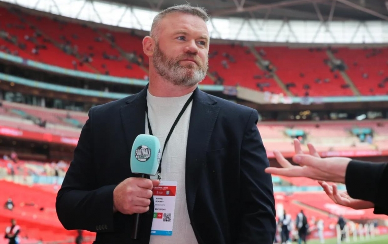 Rooney chỉ thẳng 3 bản hợp đồng khó hiểu nhất lịch sử MU