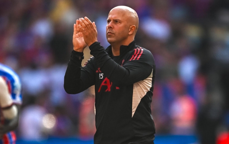 Huấn luyện viên Ngoại Hạng Anh 'trốn' tham dự lễ trao giải sau trận thua thảm