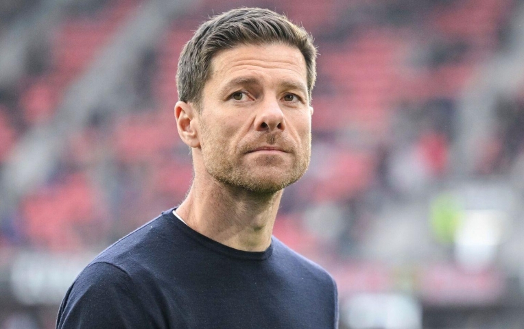 Công cuộc tái thiết Real Madrid của Xabi Alonso gặp khó khăn