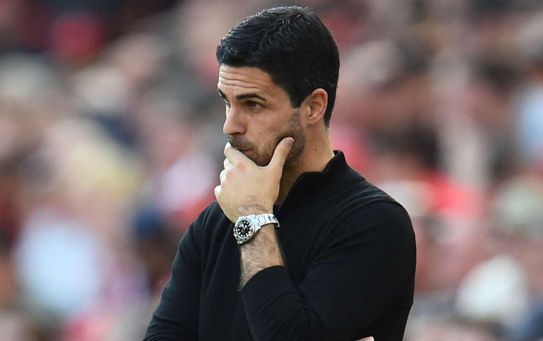 Arteta lao đao khi trụ cột hàng thủ cân nhắc rời Arsenal