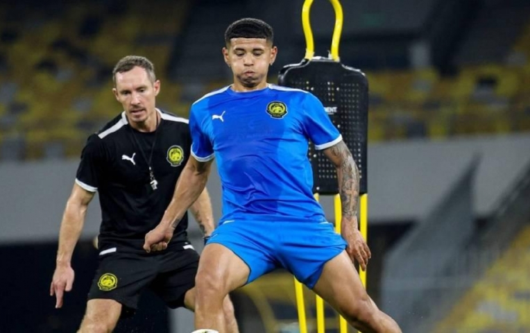 Sao nhập tịch Malaysia hưởng lợi dù bị FIFA cấm thi đấu