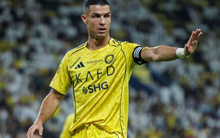 Ronaldo thiết lập cột mốc lịch sử
