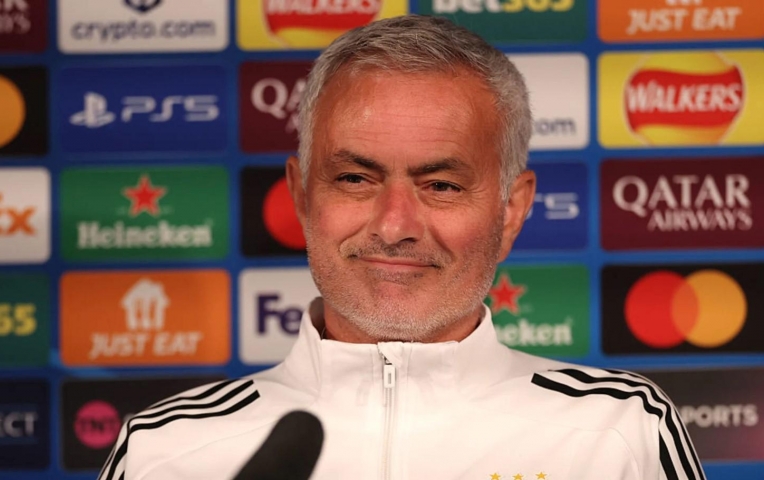 Jose Mourinho 1 tay khiến cho tuyển Anh mất đi ứng viên Quả bóng Vàng