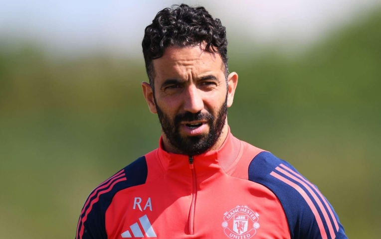 Amorim siết kỷ luật sắt, cầu thủ Man United toát mồ hôi mỗi ngày