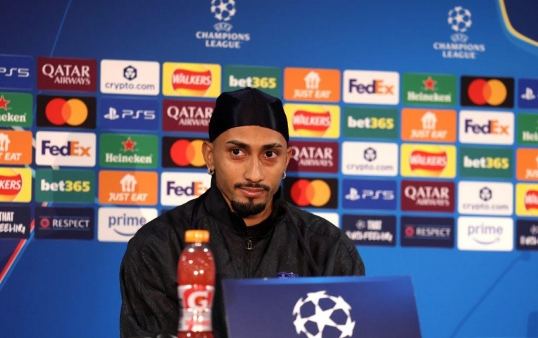 Raphinha nổi giận vì bị 'ngó lơ' Quả bóng Vàng