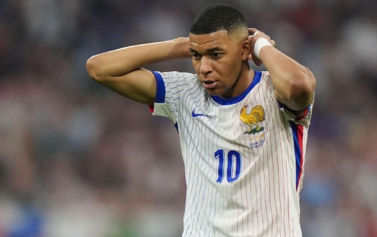 Mbappe cân nhắc giải nghệ khỏi đội tuyển Pháp