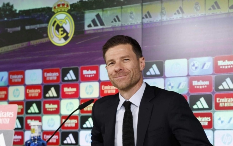 Xabi Alonso ra 'tối hậu thư', Real Madrid sắp chiêu mộ 3 bom tấn