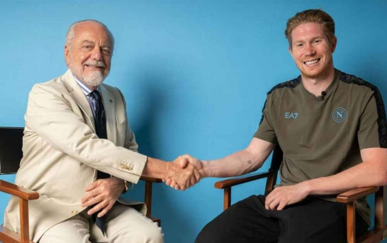 De Bruyne bất ngờ gọi tên Man City ở Napoli