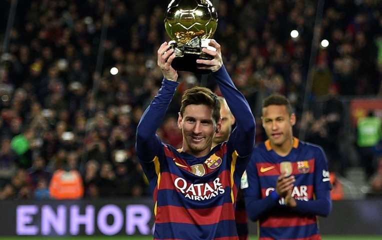 Barcelona chính thức dựng tượng Lionel Messi