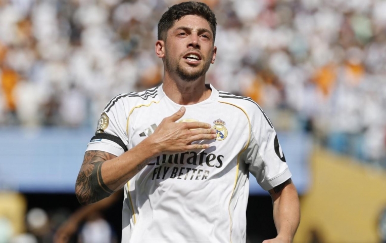Real Madrid nhận đề nghị gây sốc dành cho Fede Valverde