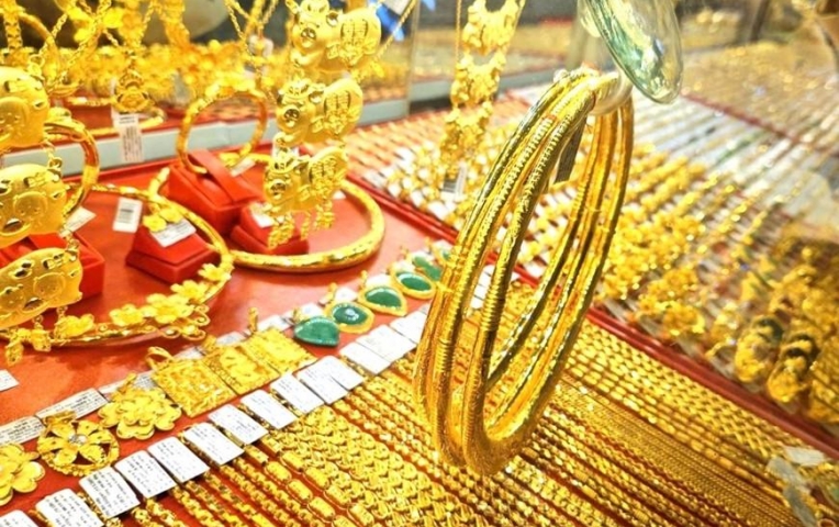 Giá vàng hôm nay chiều 17/6: PNJ giảm sâu cả vàng miếng lẫn vàng nhẫn