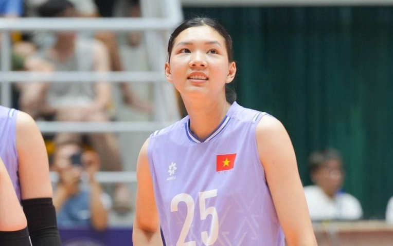 Phụ công Bích Thủy đã sang Nhật Bản thi đấu