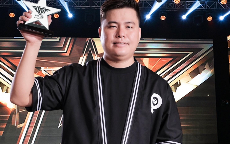 Lại Lý Huynh và Nguyễn Thanh Bảo đấu trí dàn kỳ thủ Trung Quốc