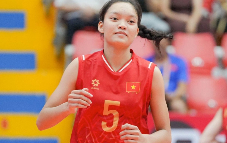 Tài năng 16 tuổi bóng chuyền nữ Việt Nam lần đầu dự SEA Games, sánh vai các huyền thoại