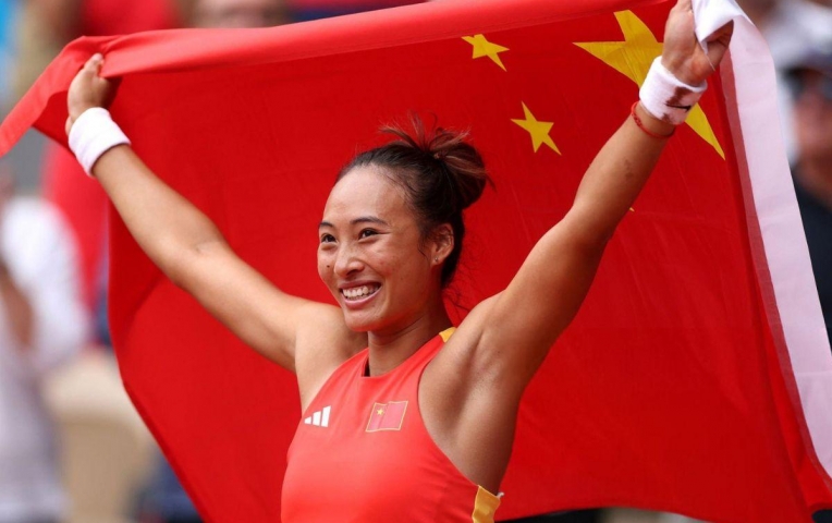 Niềm tự hào tennis châu Á lọt top 4 thế giới