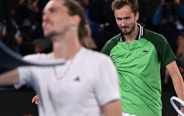 Lịch thi đấu tennis 21/6: Đại chiến Medvedev-Zverev tại Halle