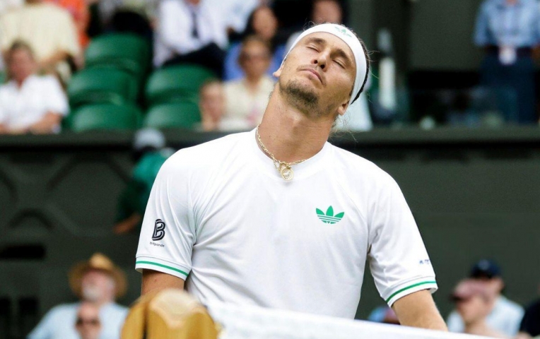 Phong độ tệ hại, Zverev tính bái sư Nadal