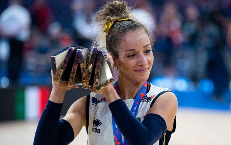 Giành danh hiệu MVP, libero tuyển Ý đi vào lịch sử bóng chuyền nữ VNL