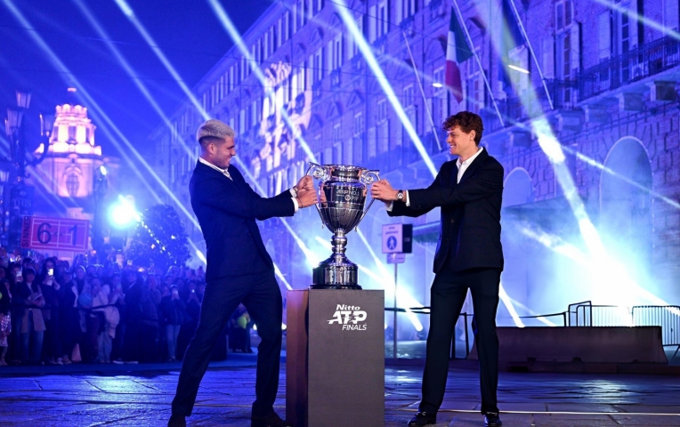 Xác định 3 tay vợt đầu tiên góp mặt ở bán kết ATP Finals 2025