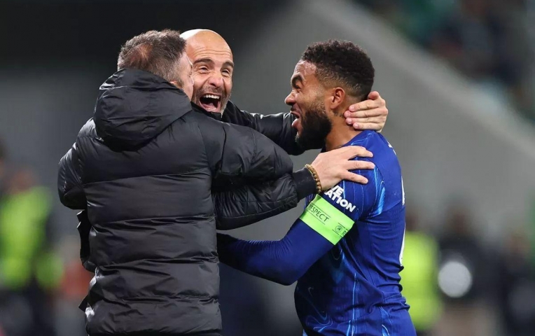 Chelsea rơi vào thế lựa chọn khó tin sau chức vô địch Conference League