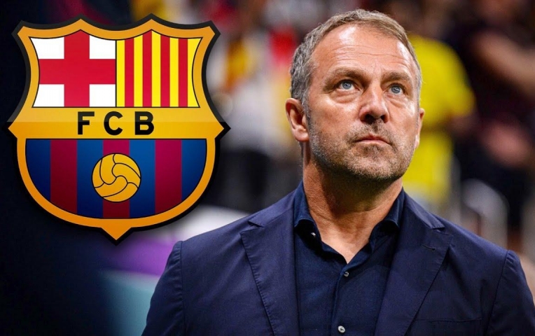 Hansi Flick gật đầu, Barca mang về 'quái kiệt' 2 chân như 1