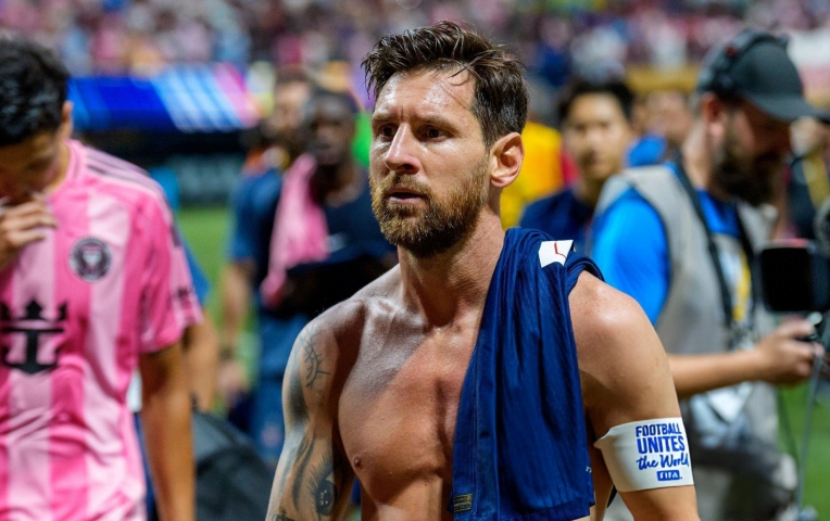 Messi nhận đề nghị từ 'gã nhà giàu', MLS chính thức lên tiếng